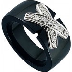 Bague C�ramique noire, Or et Diamants.