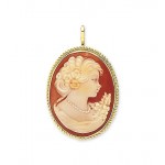 Pendentif/Broche Cam�e Or Jaune.