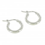 Boucles d'oreilles cr�oles Or blanc.