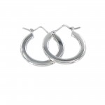 Boucles d'oreilles cr�oles Or blanc.
