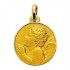 M�daille Ange en pri�re or jaune massive 2.35gr. M�daille de bapt�me diam�tre 15 mm. M�daille religieuse or 18 carats.